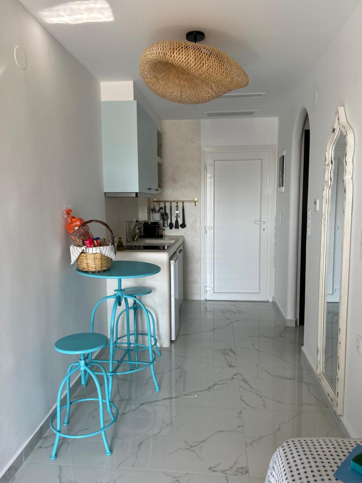 Calliopes By The Sea Boutique Suites ปาลาเรีย ดิโอนิซีอู ภายนอก รูปภาพ
